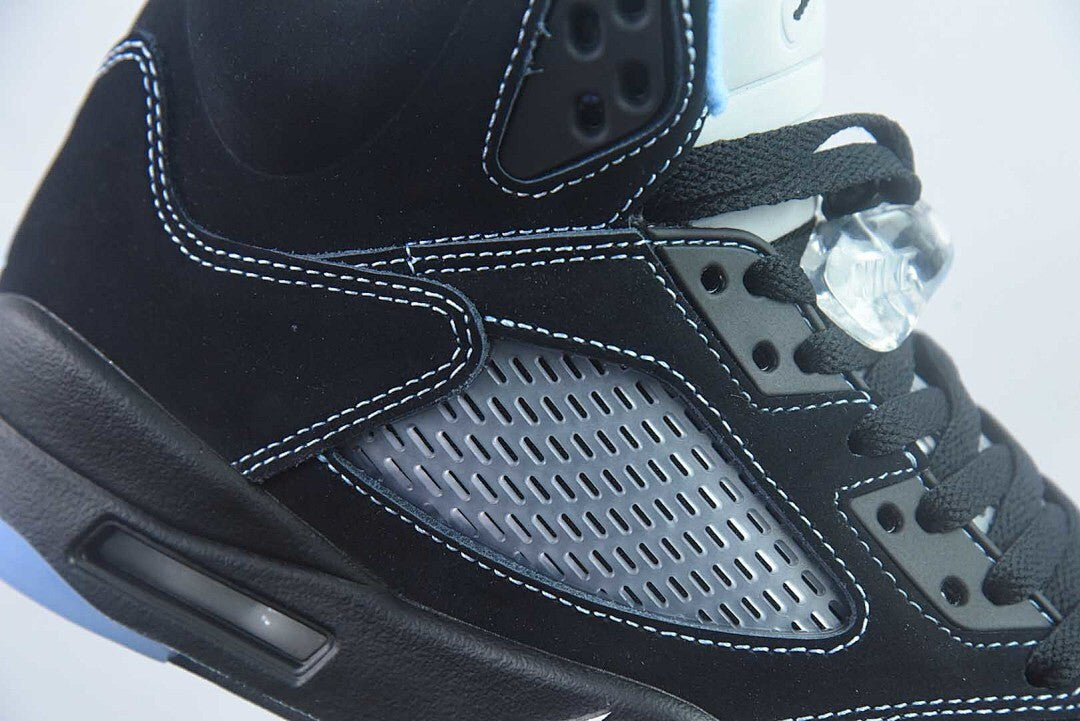 AXR JORDXN 5 “BLACK/UNIVERSITY BLUE”